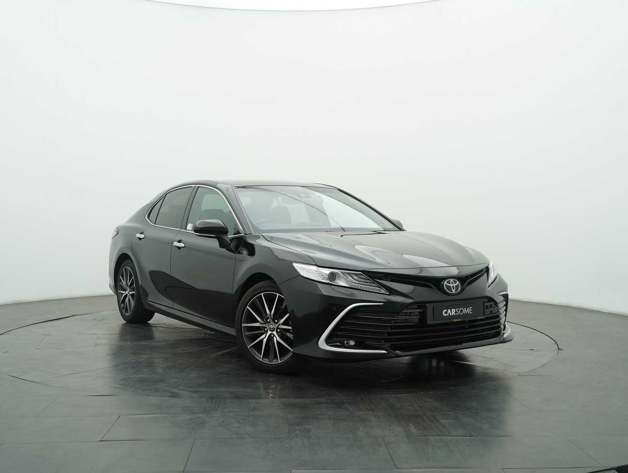 used 2023 Toyota Camry V 2.5