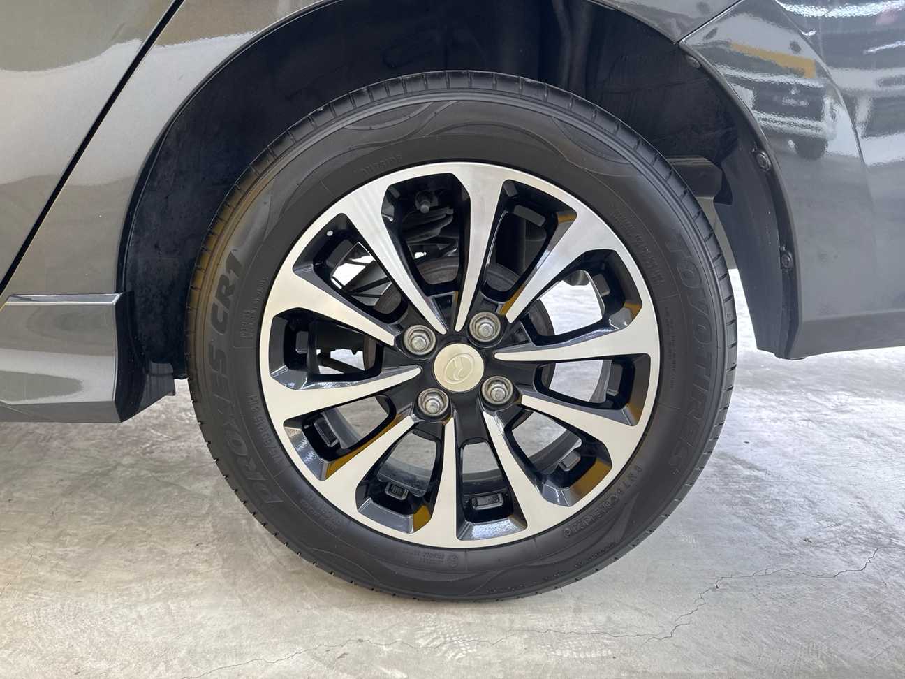 terpakai 2021 Perodua Bezza Advance 1.3