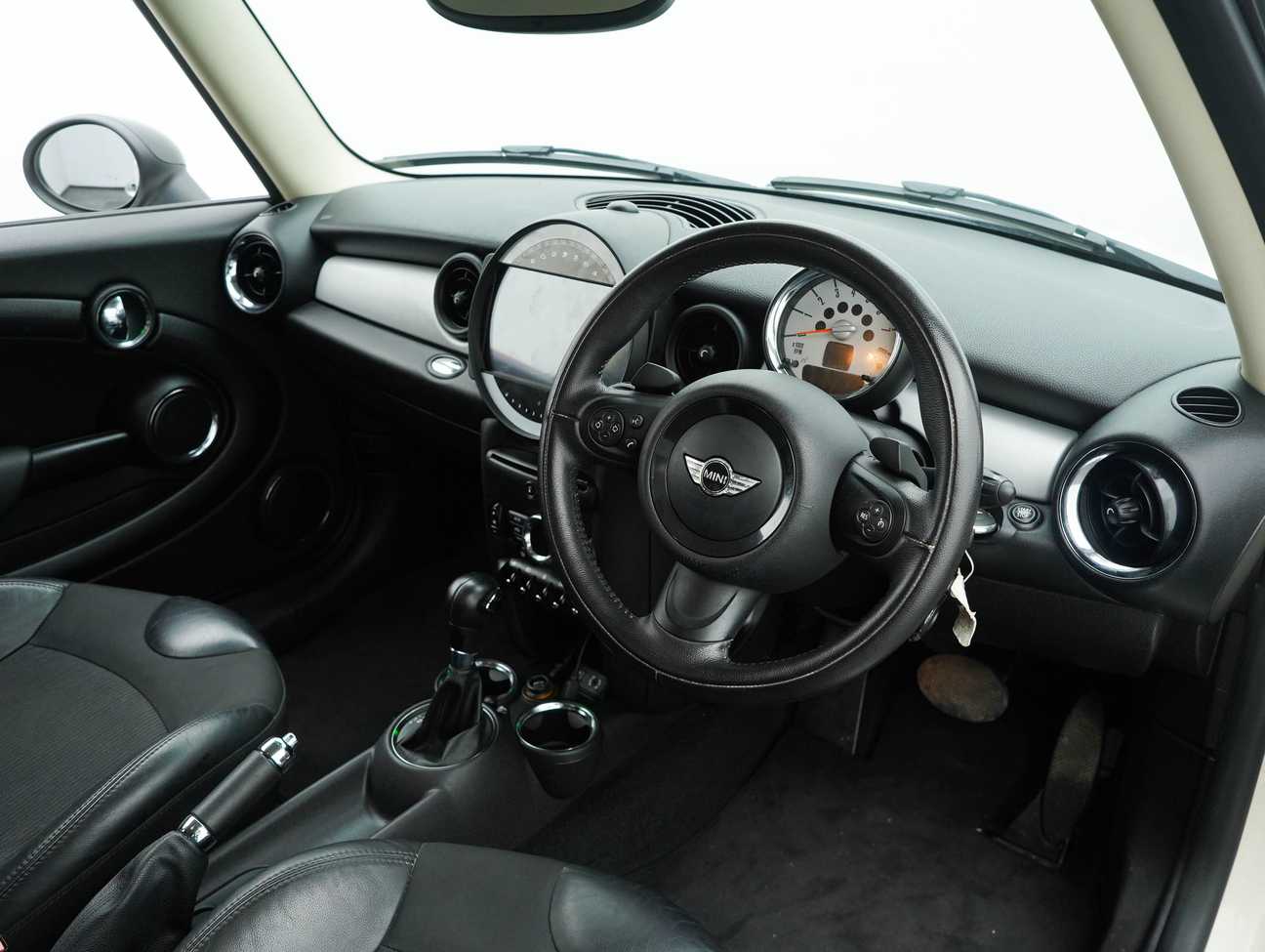 terpakai 2012 MINI Cooper  1.6