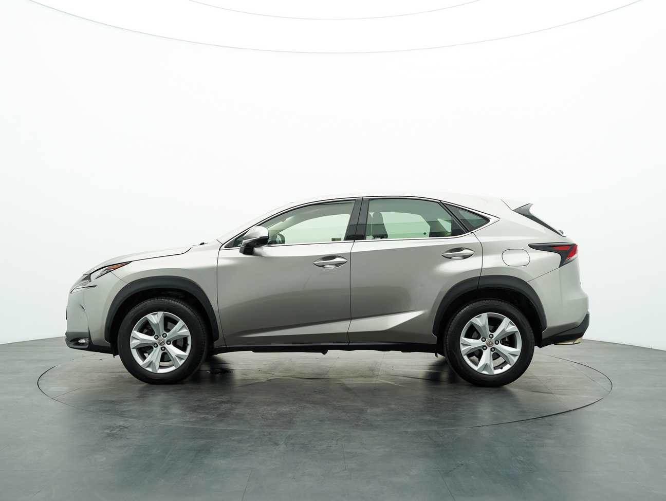 used 2015 Lexus NX 200t Luxury 2.0