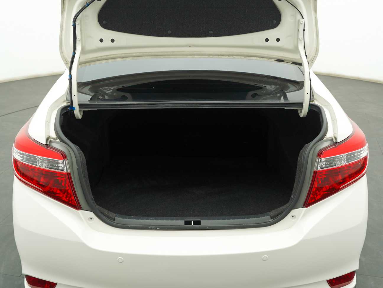 used 2016 Toyota Vios J 1.5