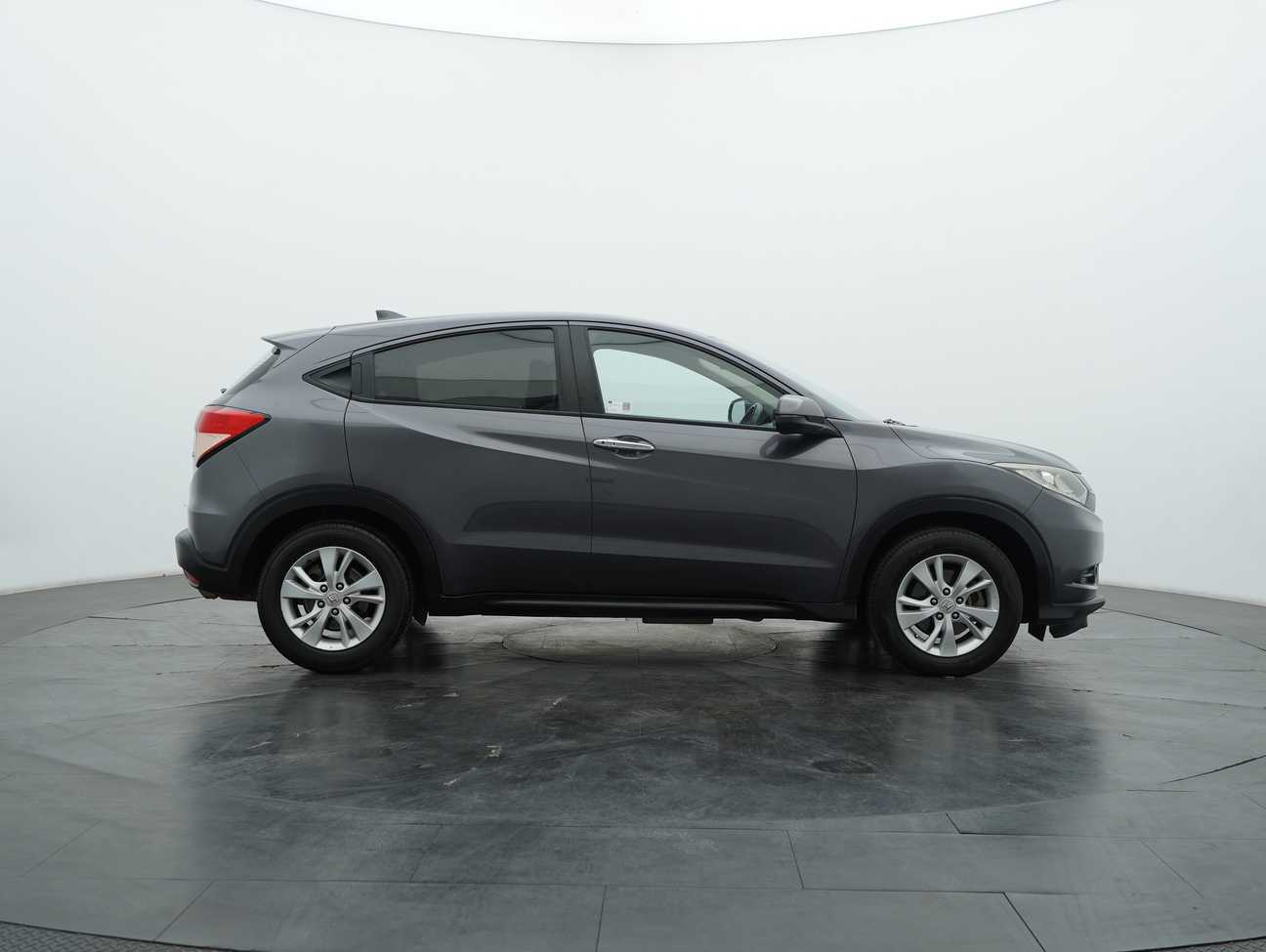 used 2015 Honda HR-V V 1.8