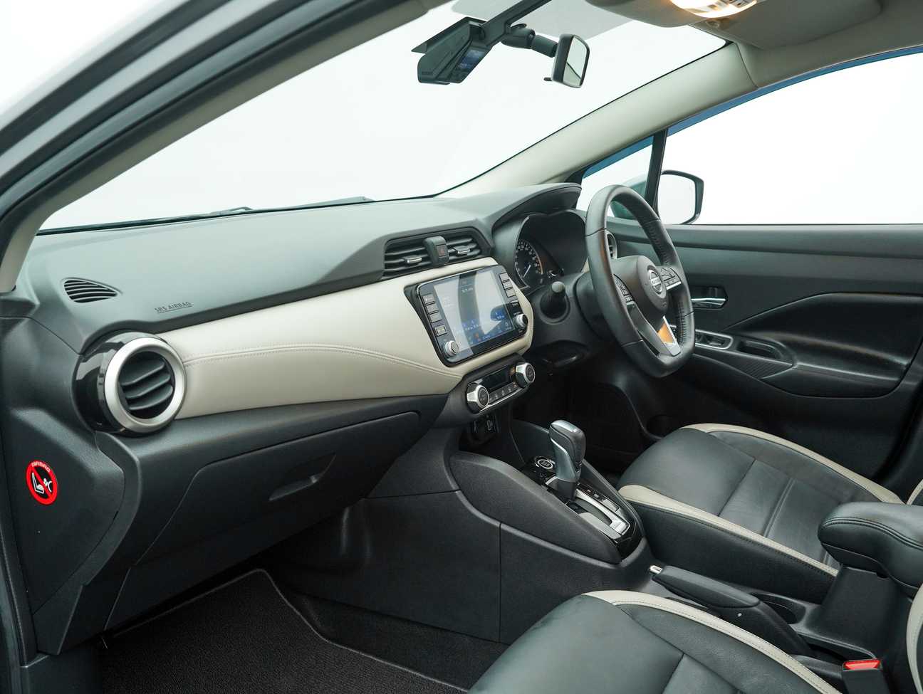 used 2021 Nissan Almera VLT 1.0