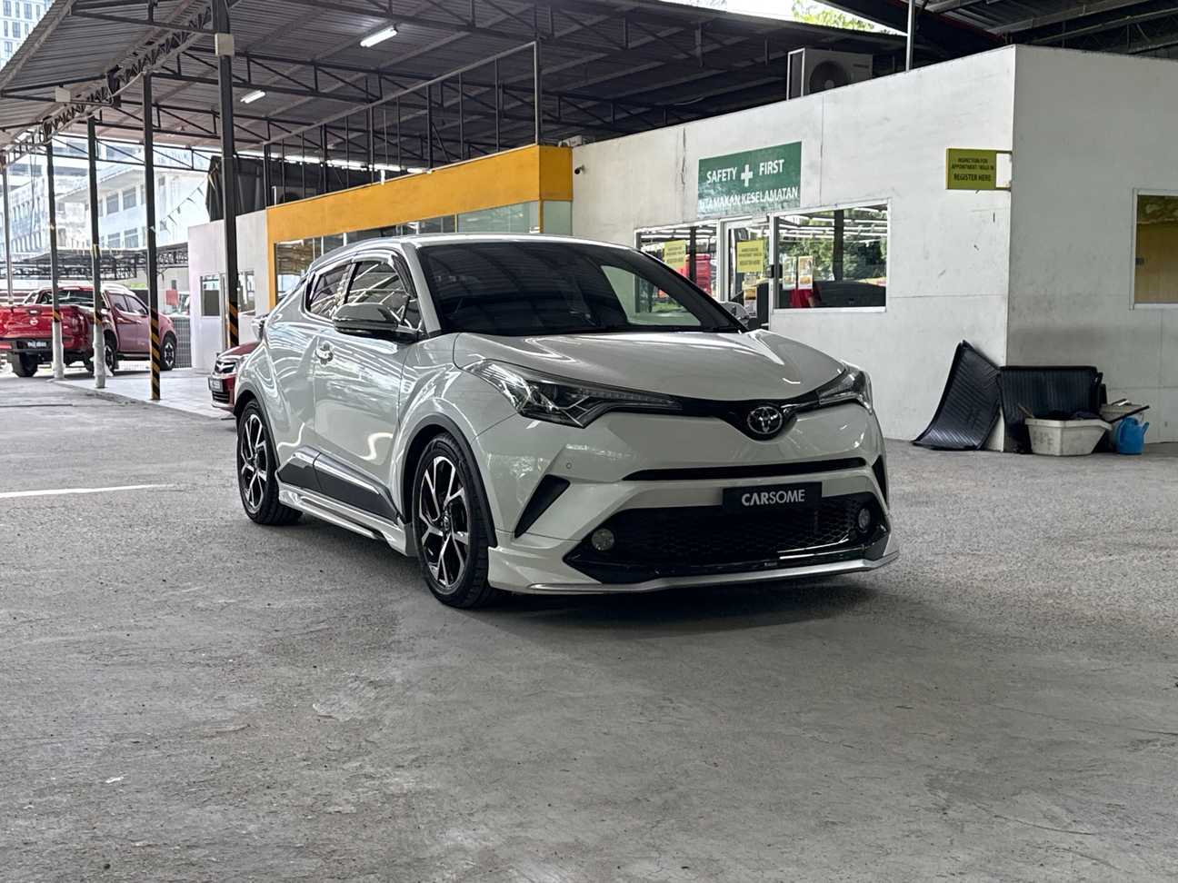 used 2017 Toyota C-HR ST 1.2