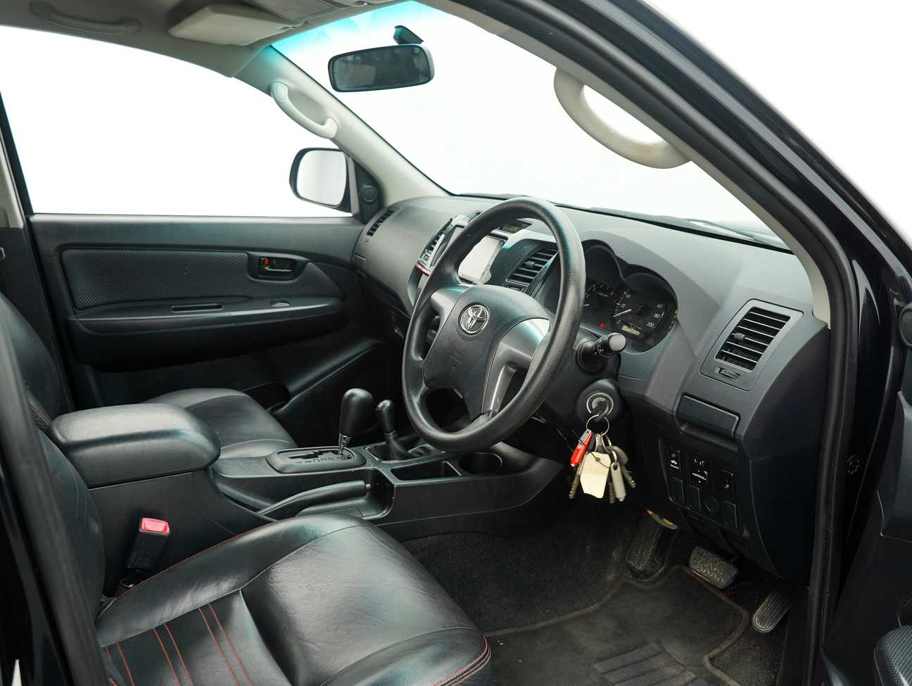 used 2016 Toyota Hilux G TRD Sportivo VNT Dual Cab 2.5