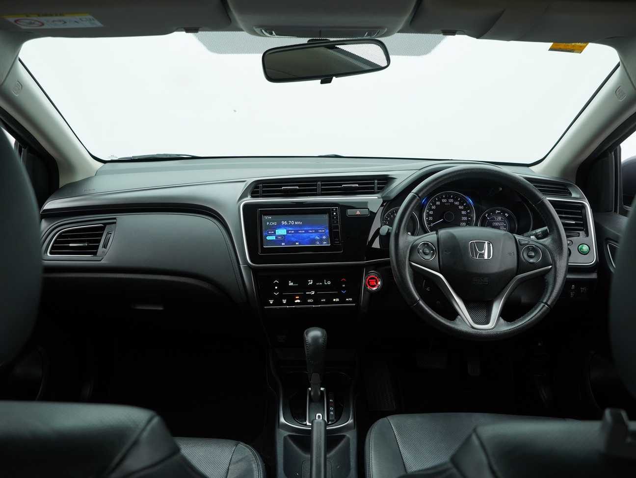 used 2018 Honda City V 1.5