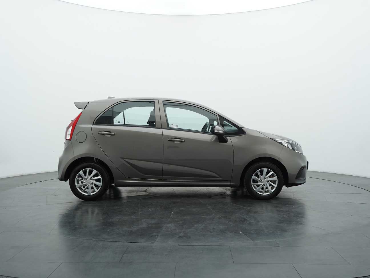terpakai 2020 Proton Iriz Standard 1.3