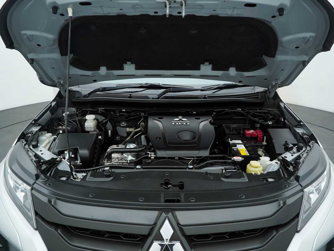 terpakai 2021 Mitsubishi Triton VGT Dual Cab 2.4