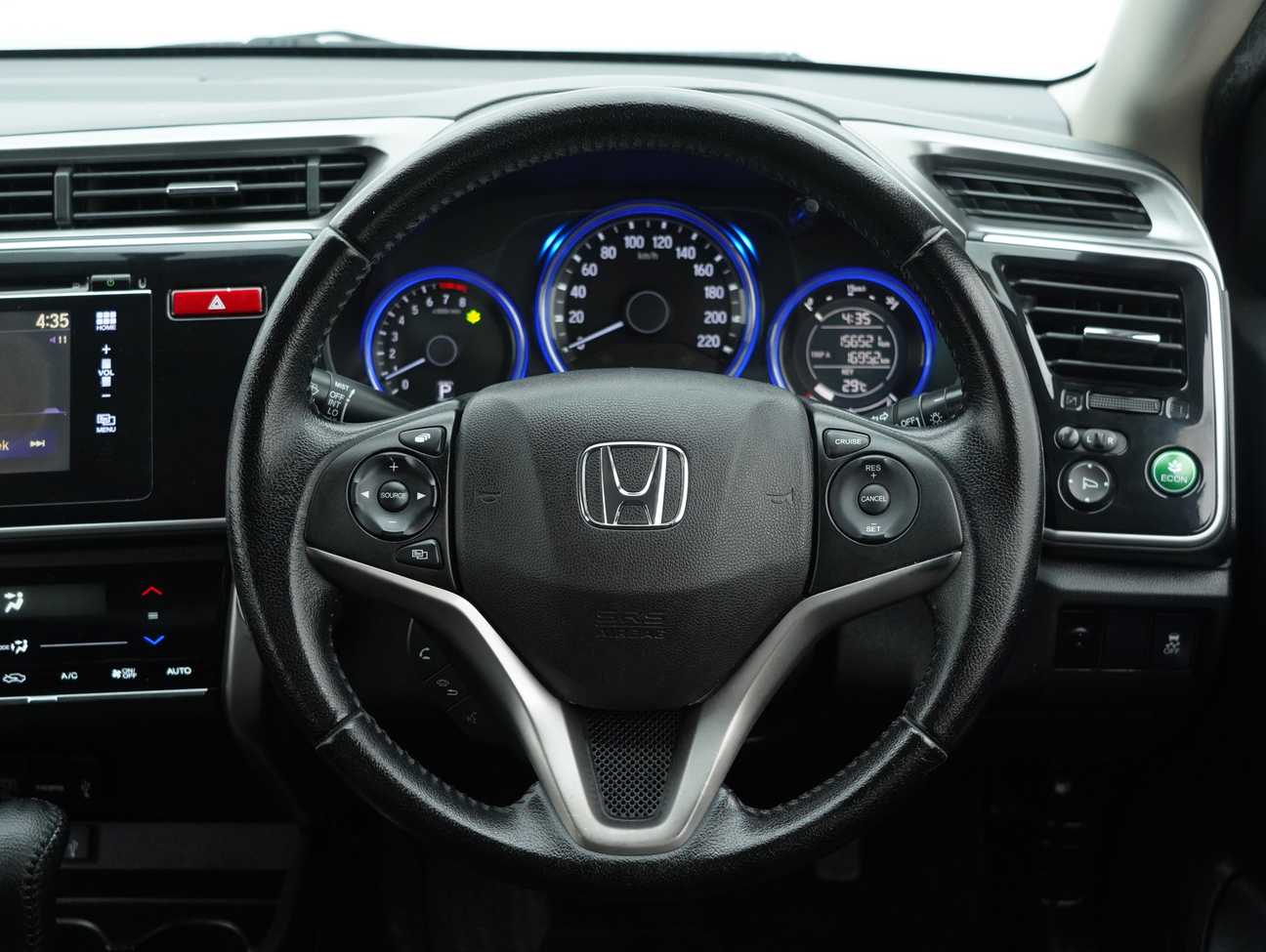 used 2015 Honda City V 1.5