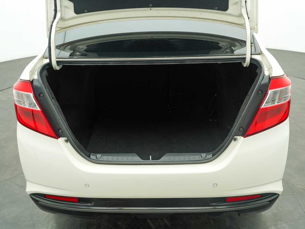 terpakai 2018 Perodua Bezza X Premium 1.3