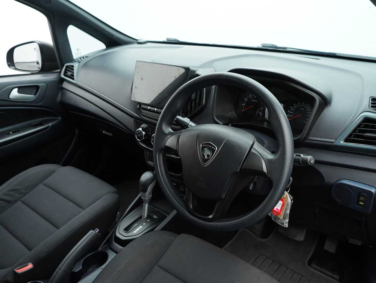 used 2015 Proton Iriz Standard 1.3