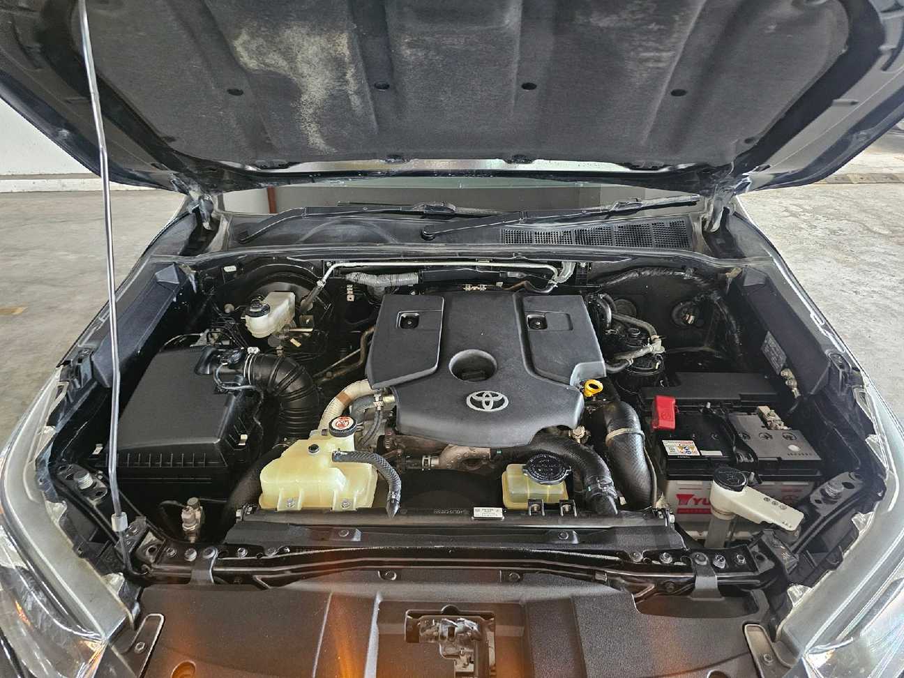 used 2023 Toyota Hilux E Dual Cab 2.4