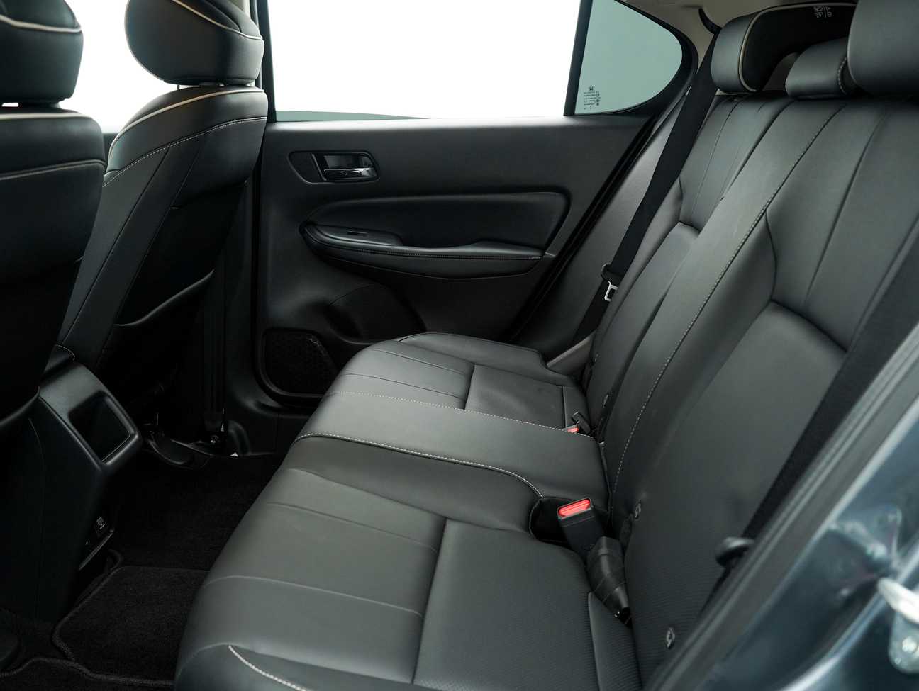 terpakai 2023 Honda City V i-VTEC 1.5