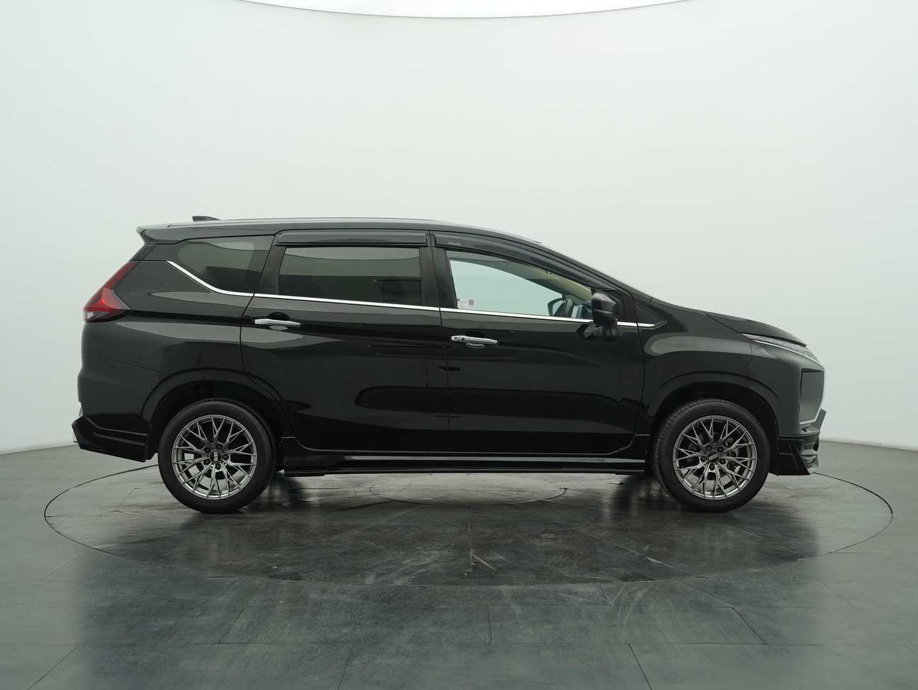 used 2023 Mitsubishi Xpander  1.5