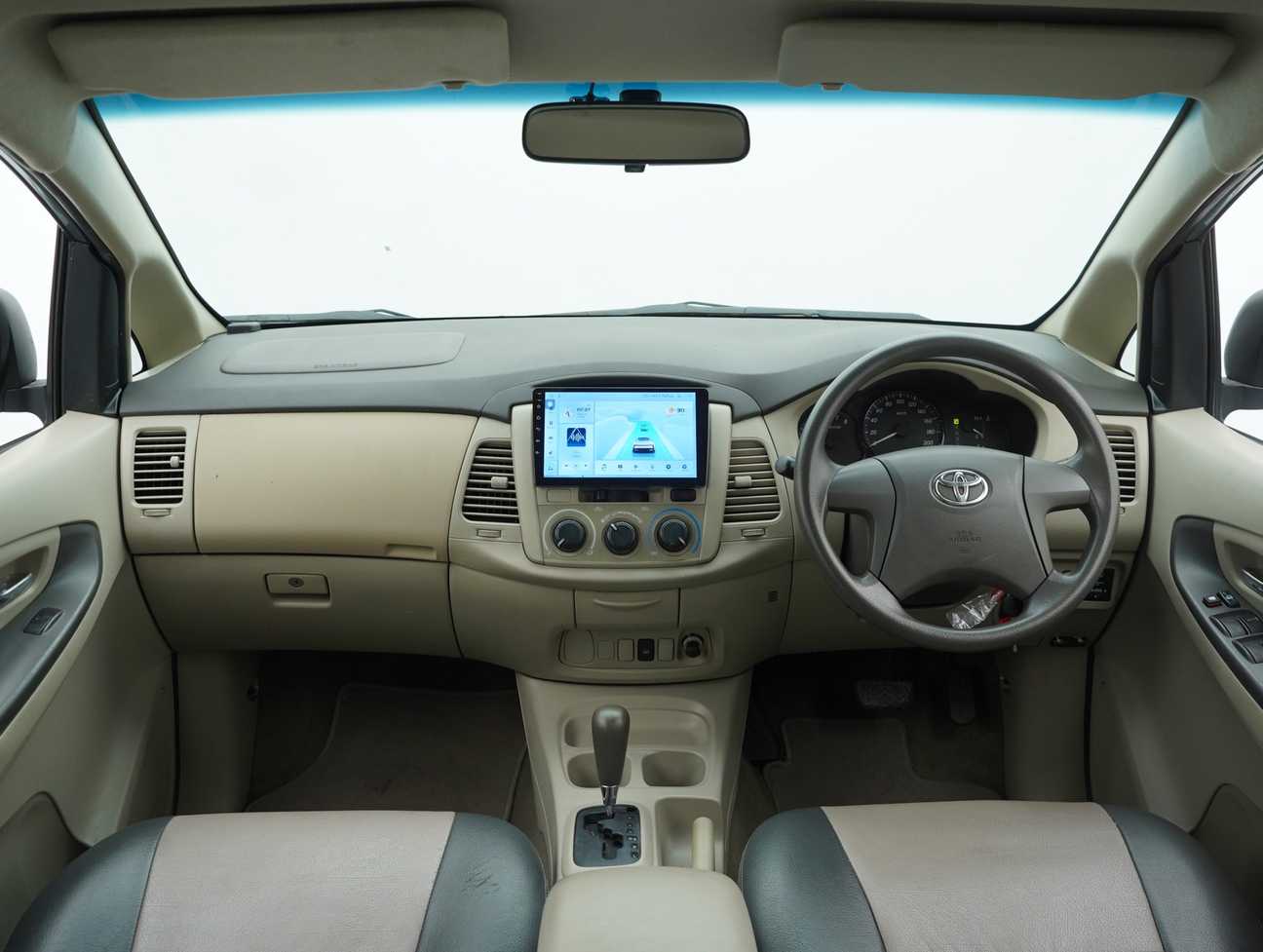 used 2012 Toyota Innova E 2.0