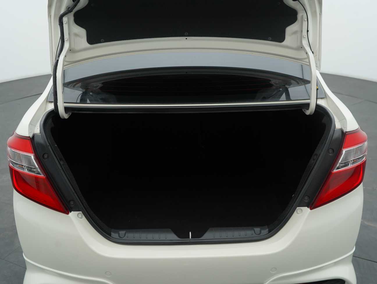 terpakai 2018 Perodua Bezza X Premium 1.3