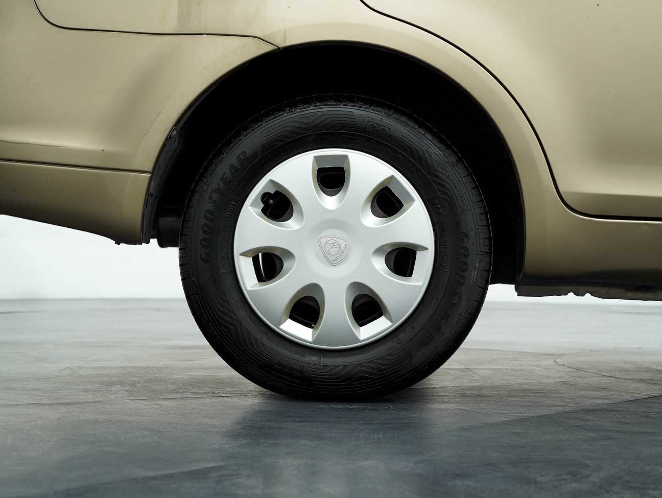 used 2014 Proton Saga SV 1.3