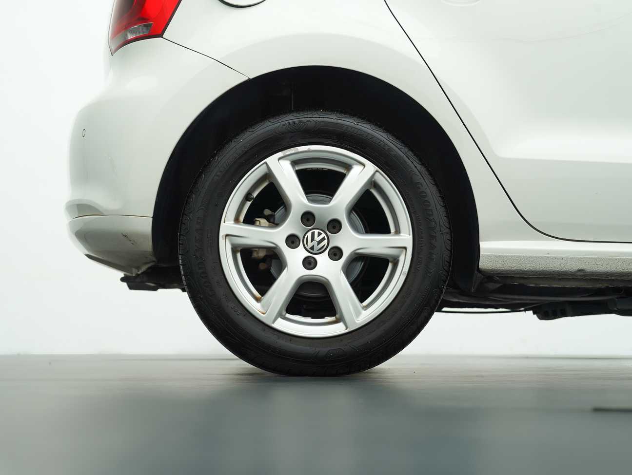 terpakai 2011 Volkswagen Polo TSI 1.2