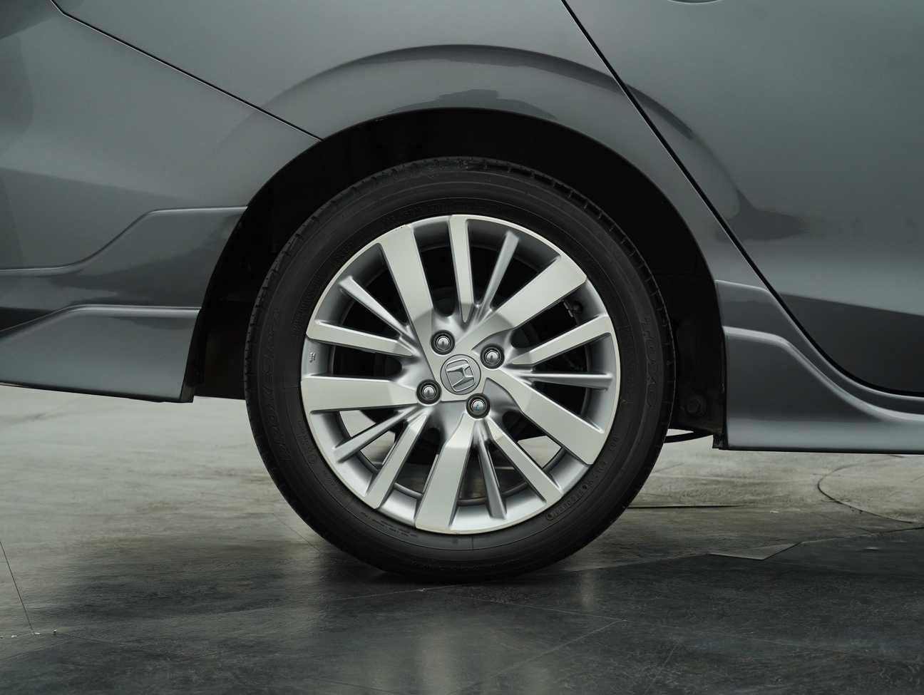 used 2021 Honda City V i-VTEC 1.5