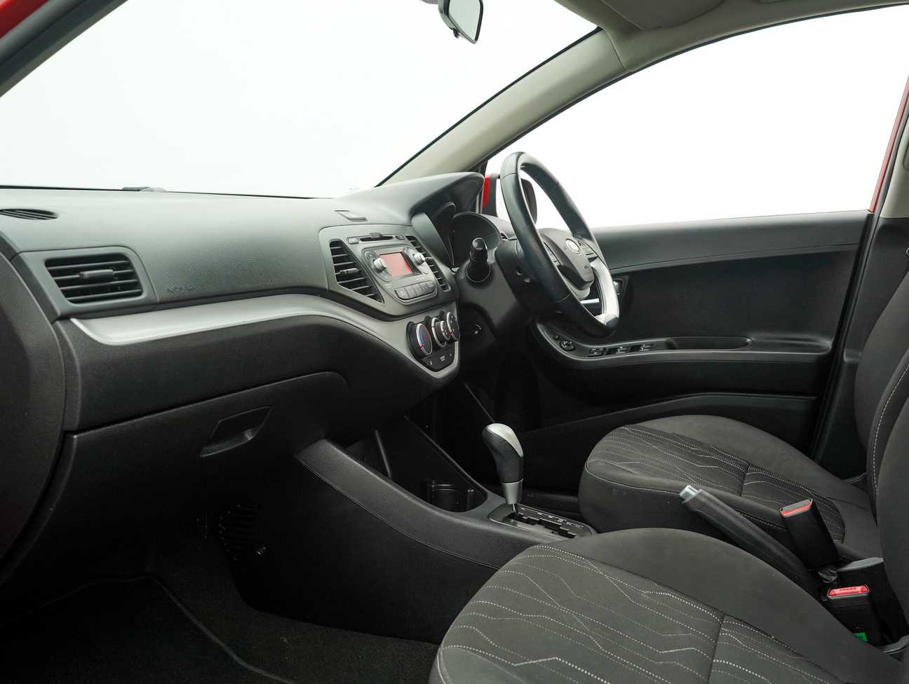 terpakai 2015 Kia Picanto  1.2