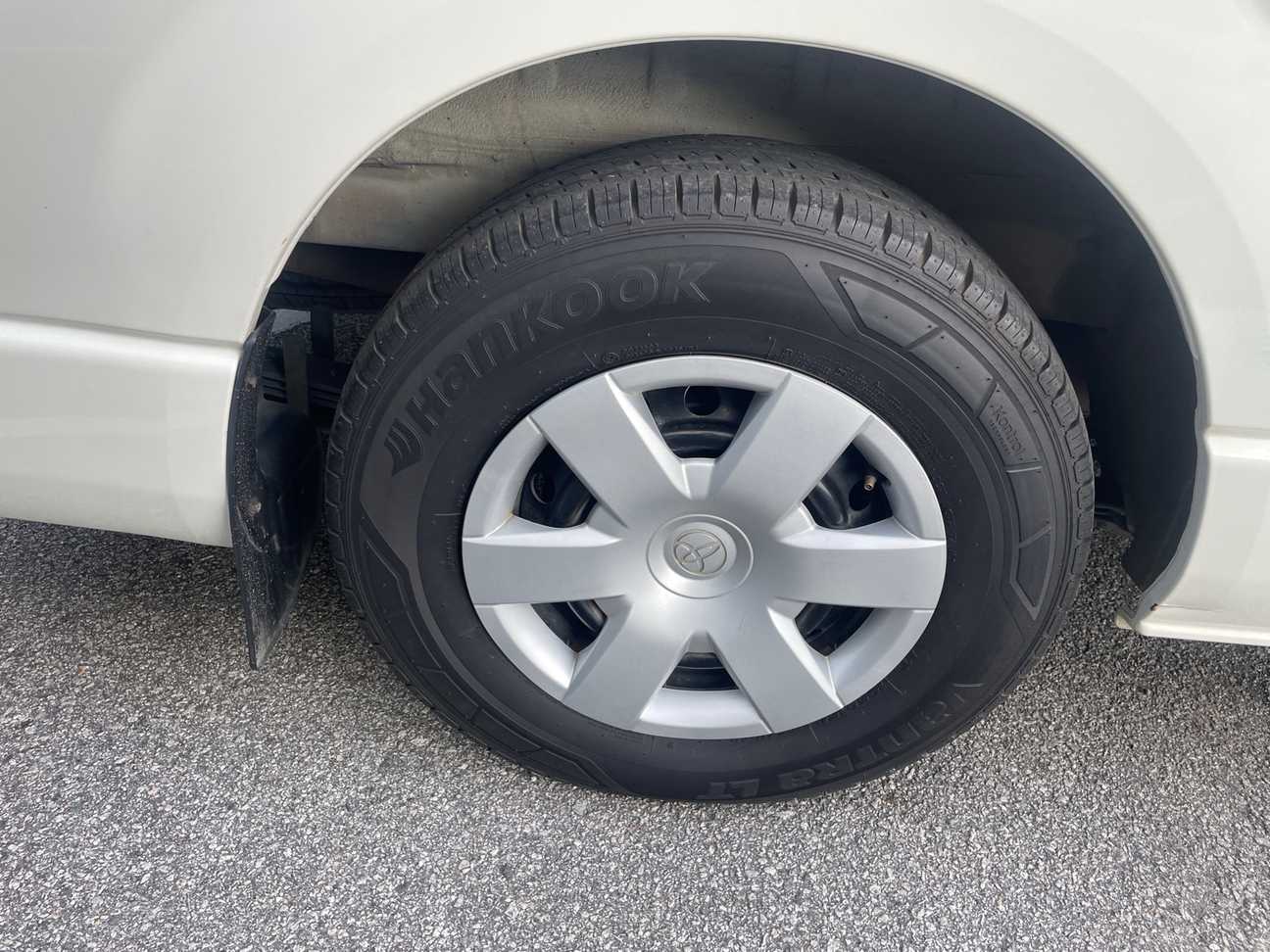 terpakai 2016 Toyota Hiace Window Van 2.5