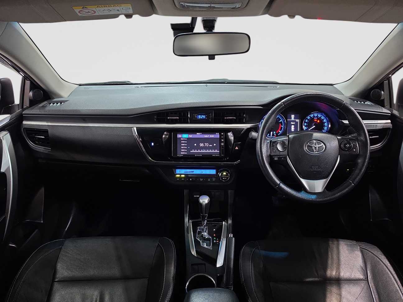 used 2016 Toyota Corolla Altis G 1.8