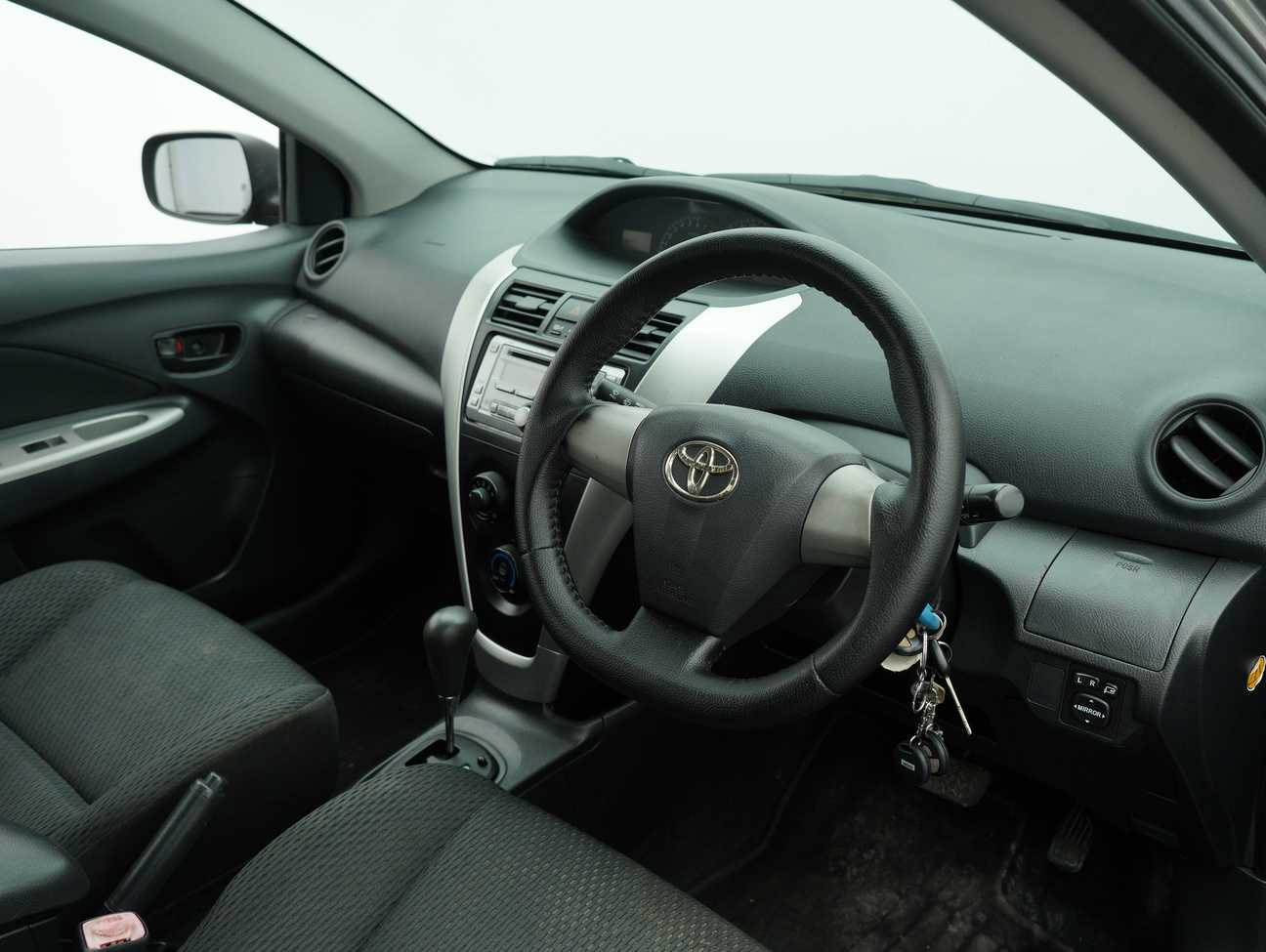 terpakai 2010 Toyota Vios E 1.5