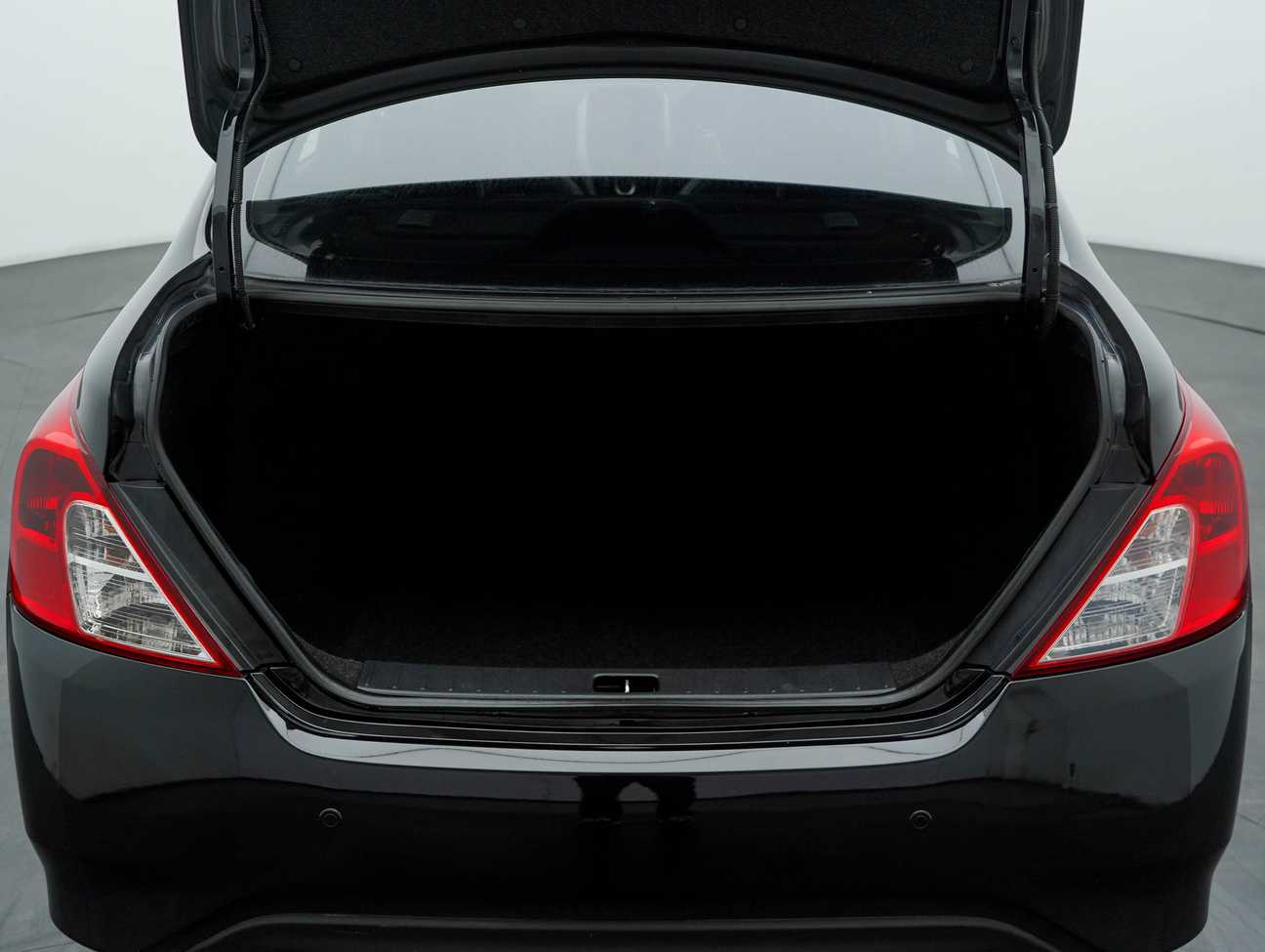 used 2016 Nissan Almera VL 1.5