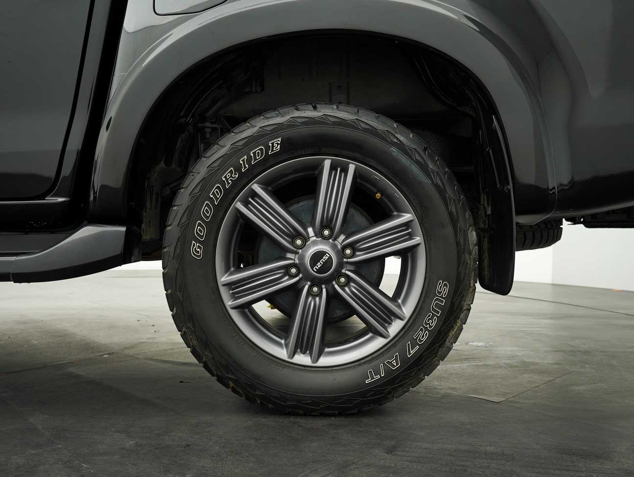 terpakai 2018 Isuzu D-Max  2.5