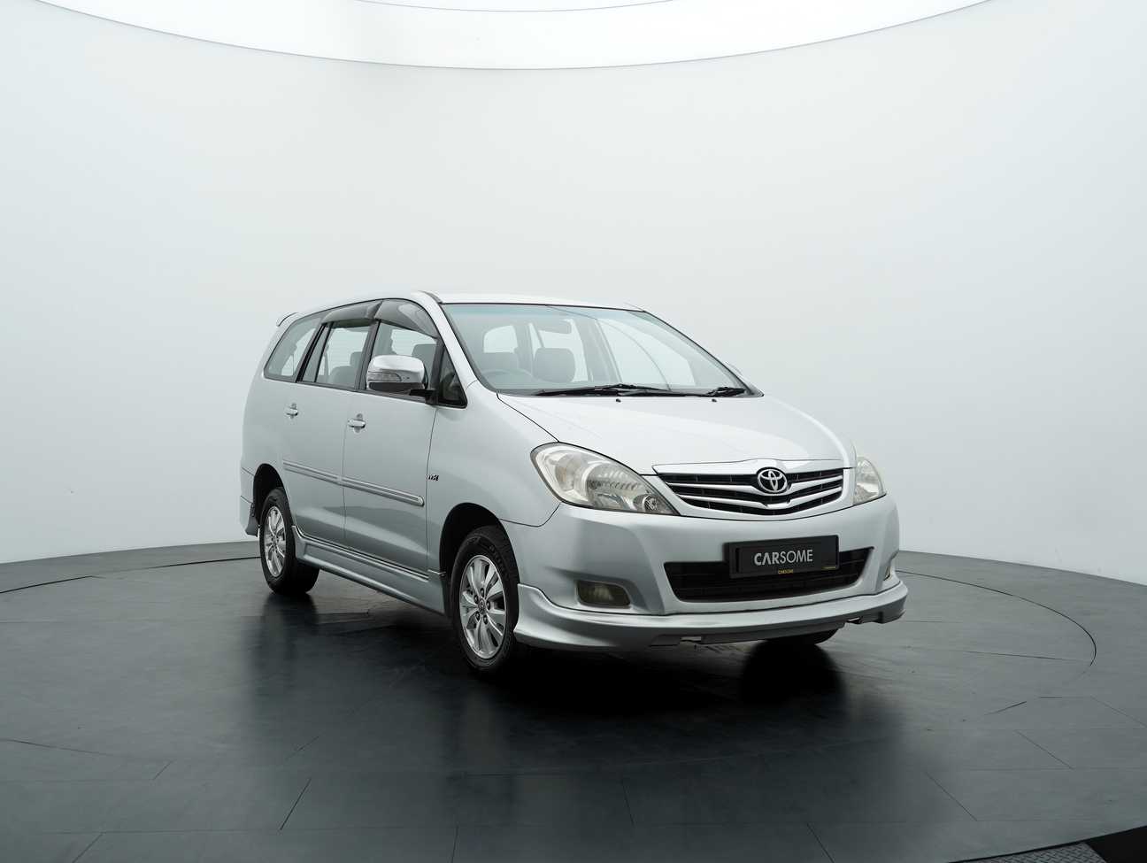 terpakai 2010 Toyota Innova G 2.0