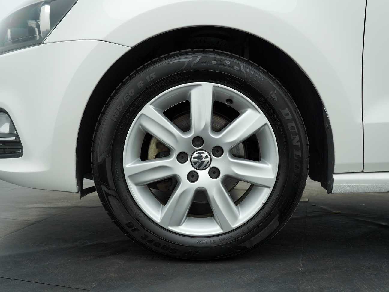 terpakai 2015 Volkswagen Polo  1.6