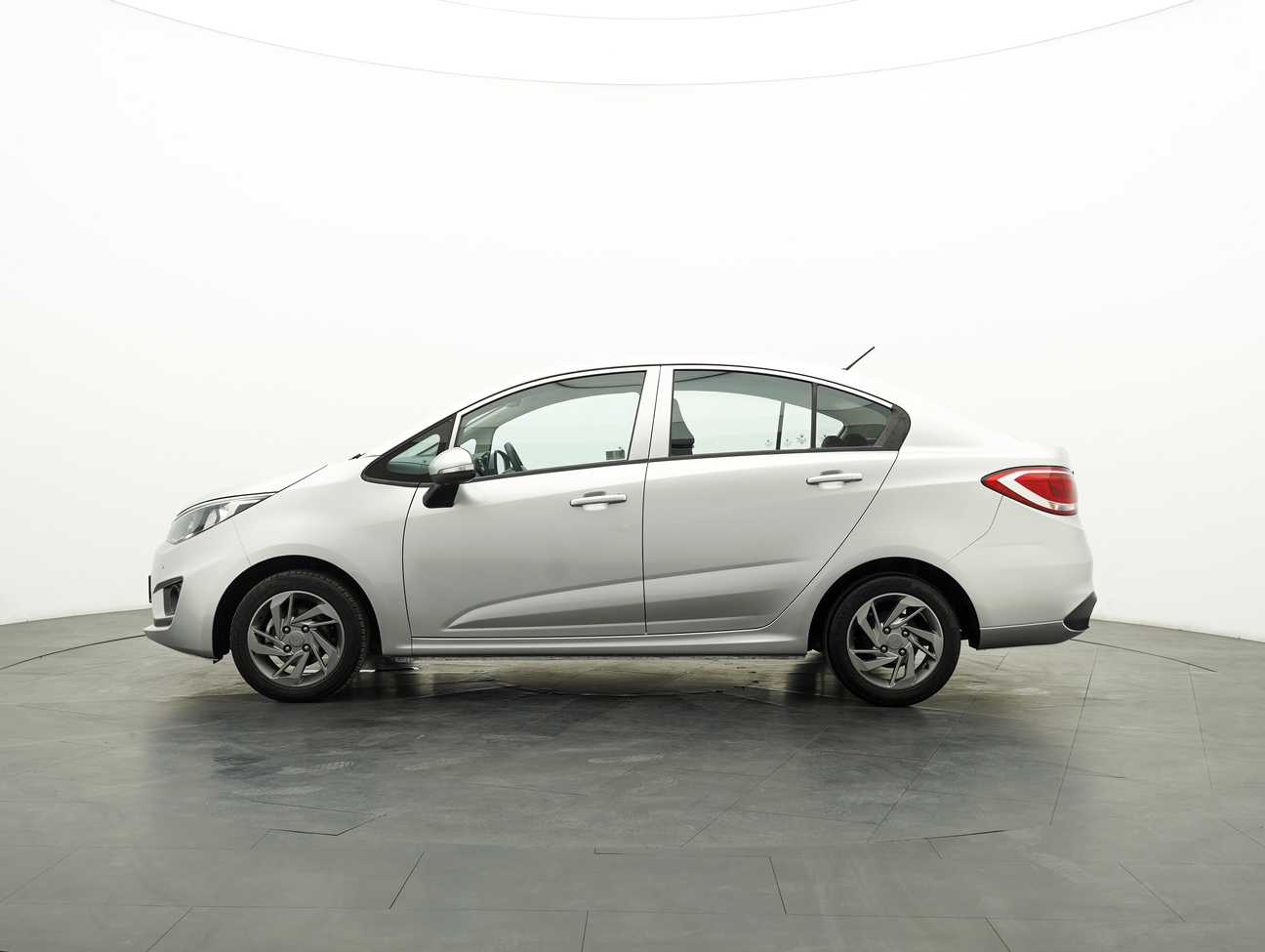 used 2016 Proton Persona Standard 1.6