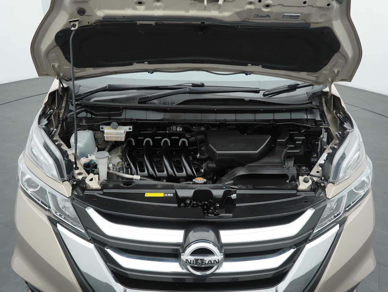 used 2019 Nissan Serena S-Hybrid High-Way Star 2.0