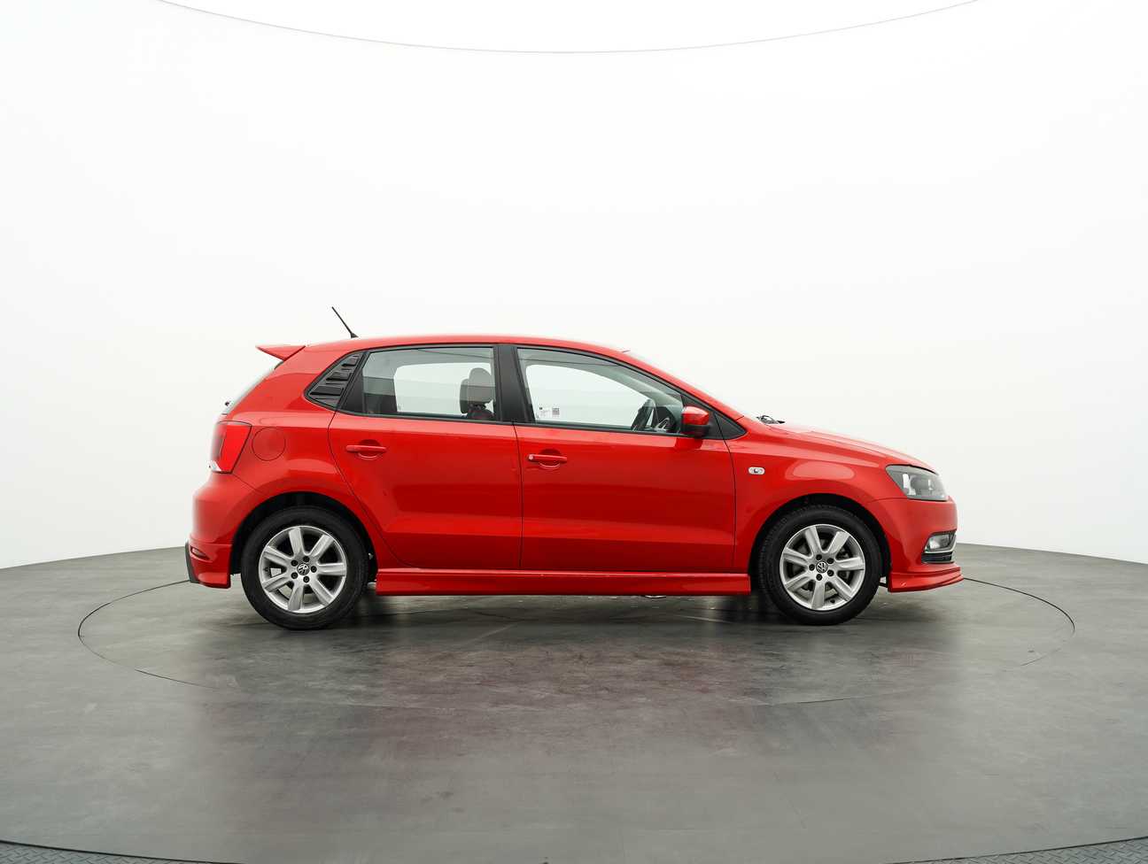 used 2015 Volkswagen Polo  1.6