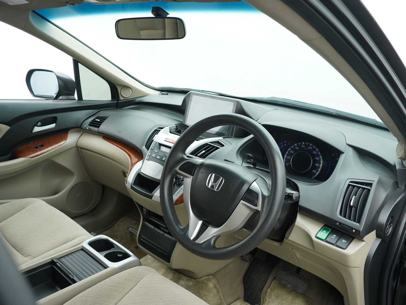 terpakai 2012 Honda Odyssey M 2.4