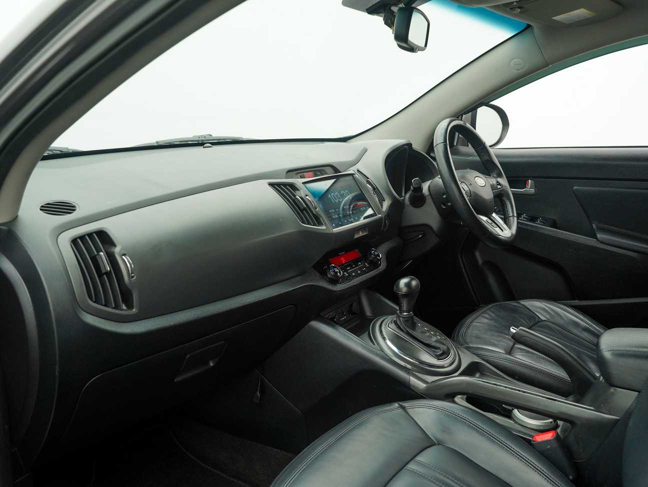 terpakai 2012 Kia Sportage  2.0