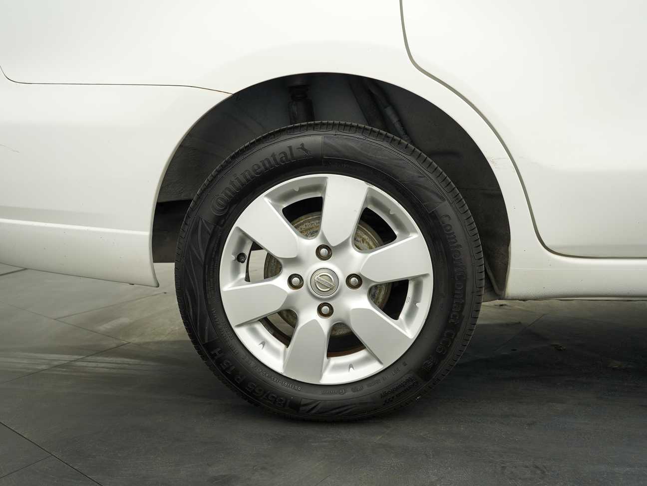 used 2011 Nissan Grand Livina ST-L Comfort 1.6