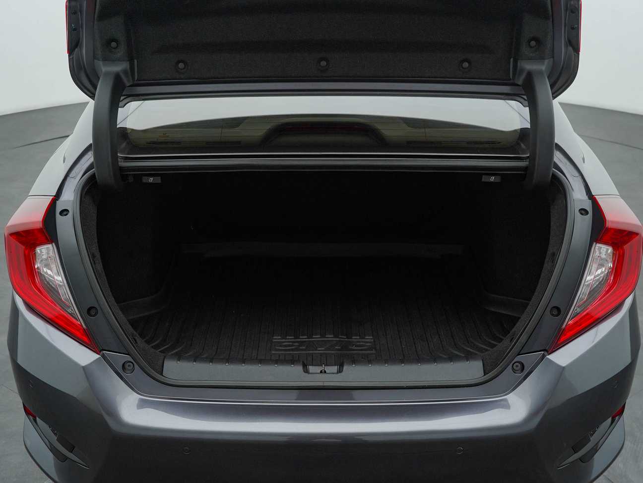 terpakai 2022 Honda Civic S 1.8