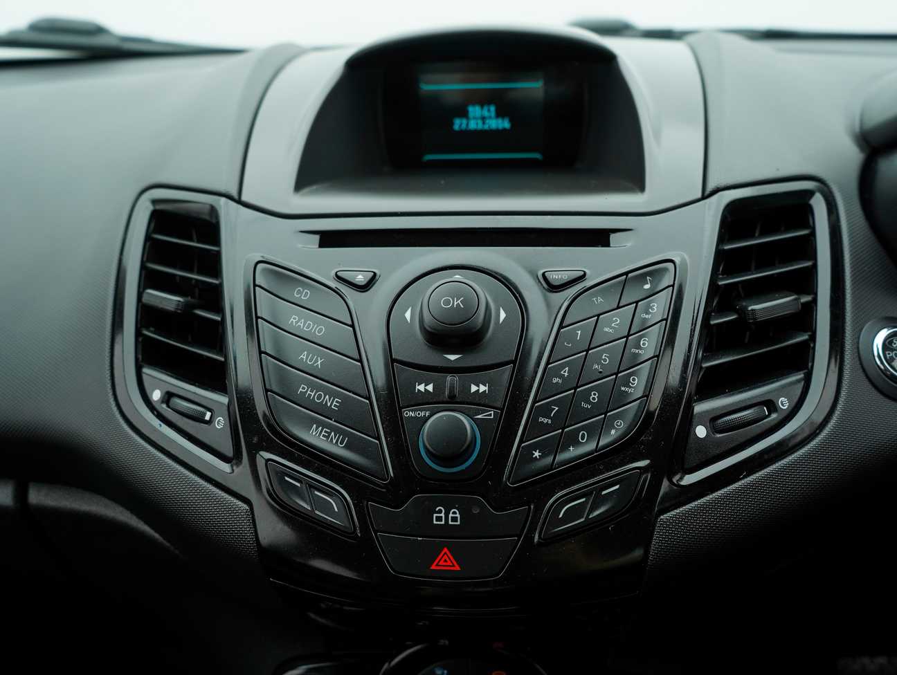 terpakai 2014 Ford FIESTA SPORT 1.0