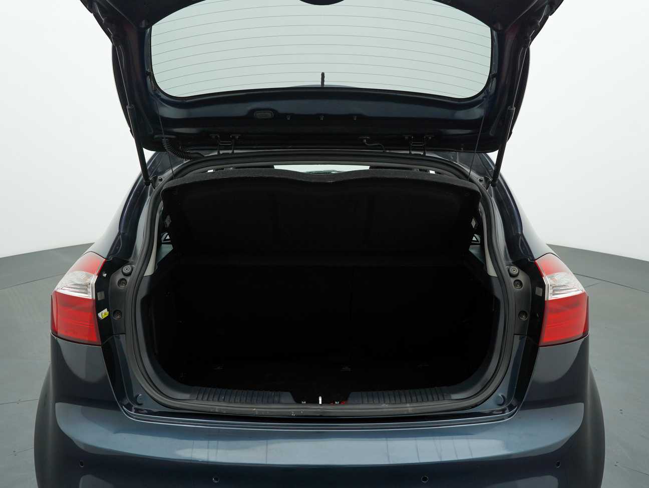 used 2014 Kia RIO UB 1.4