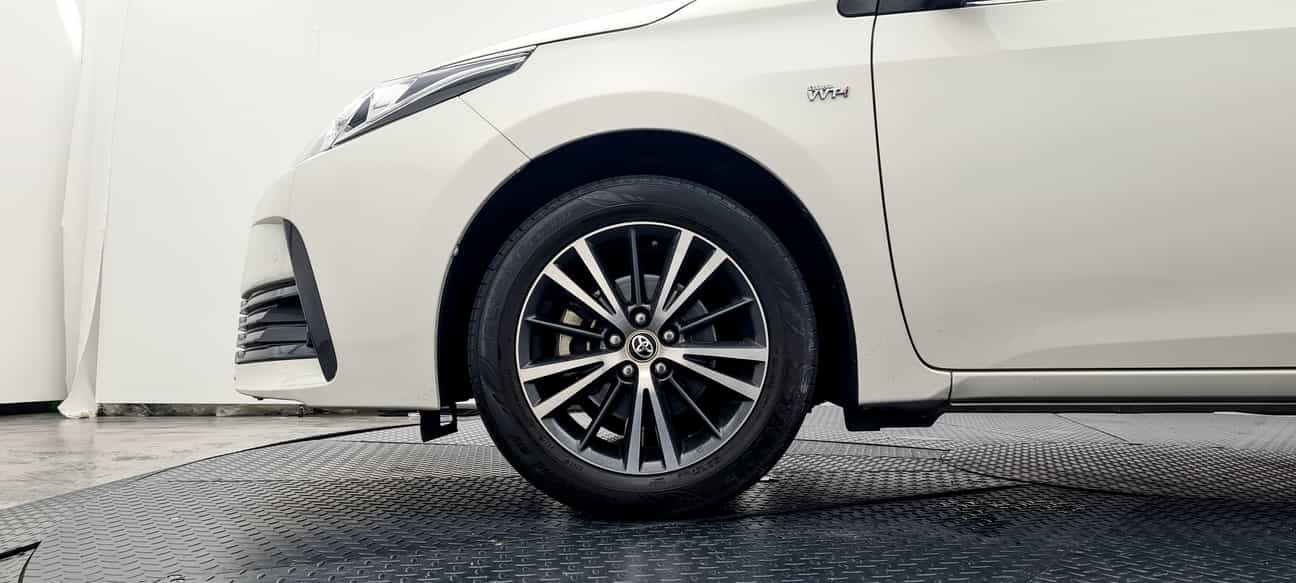 used 2017 Toyota COROLLA ALTIS G 1.8