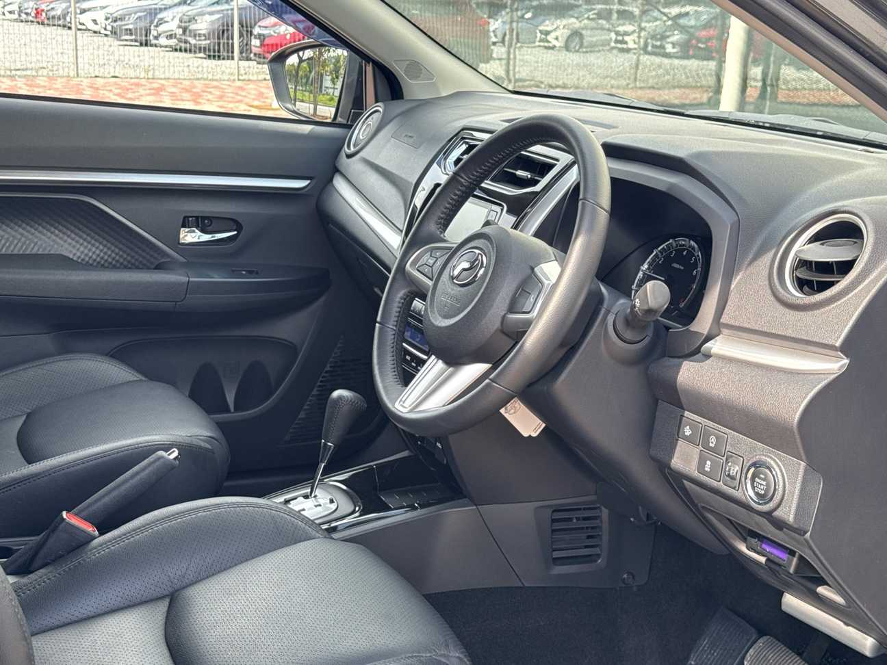 terpakai 2023 Perodua Aruz AV 1.5