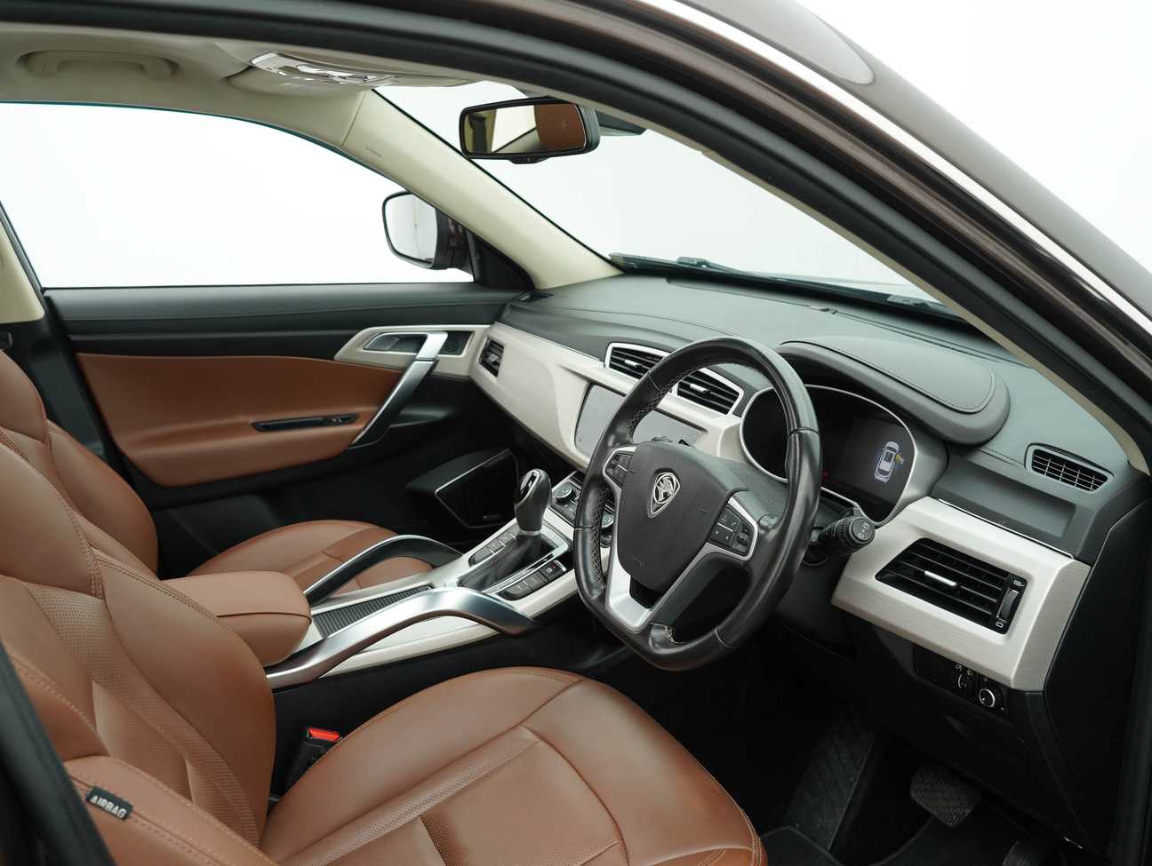 used 2019 Proton X70 Premium 1.8