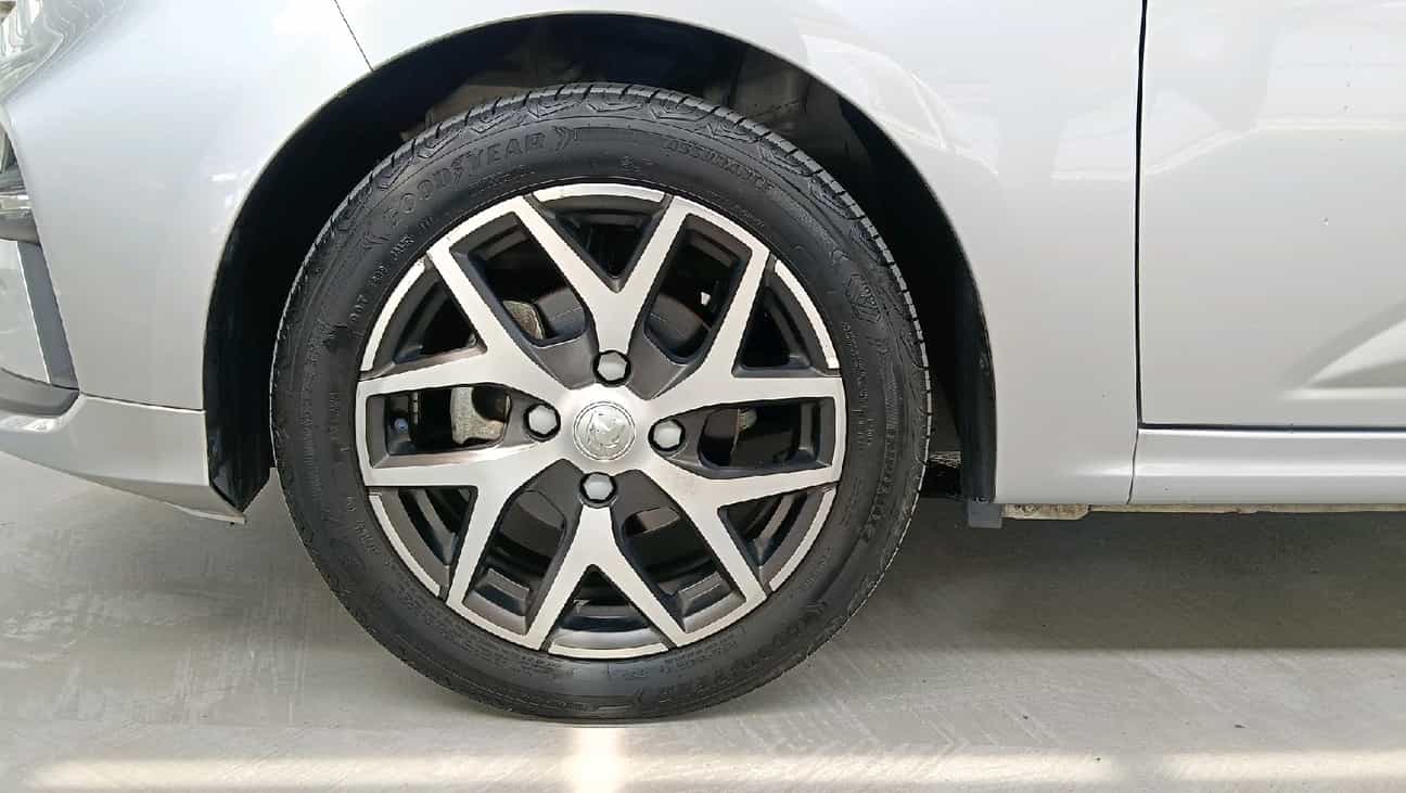 used 2023 Proton Persona Premium 1.6
