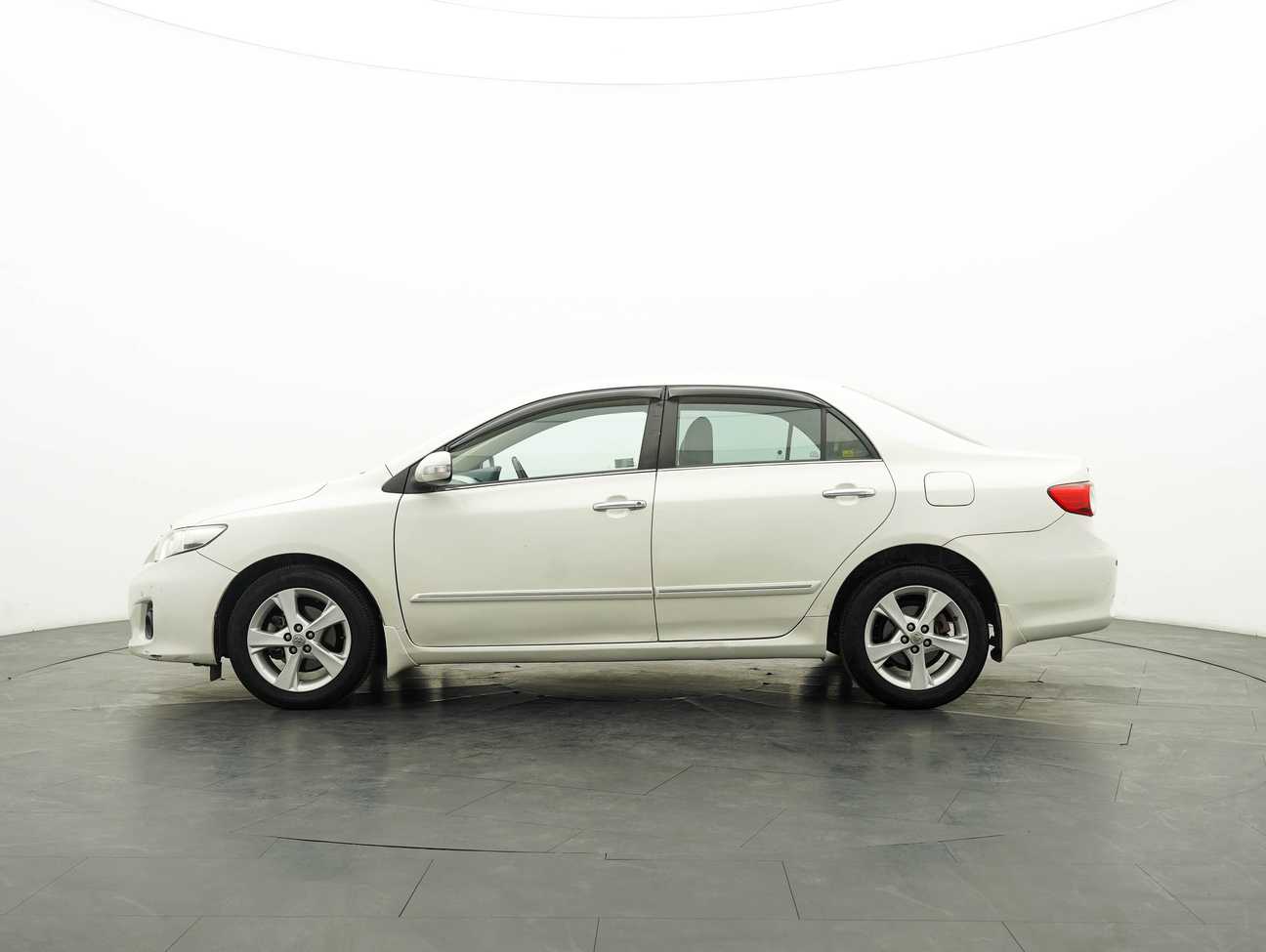 used 2011 Toyota Corolla Altis G 1.8