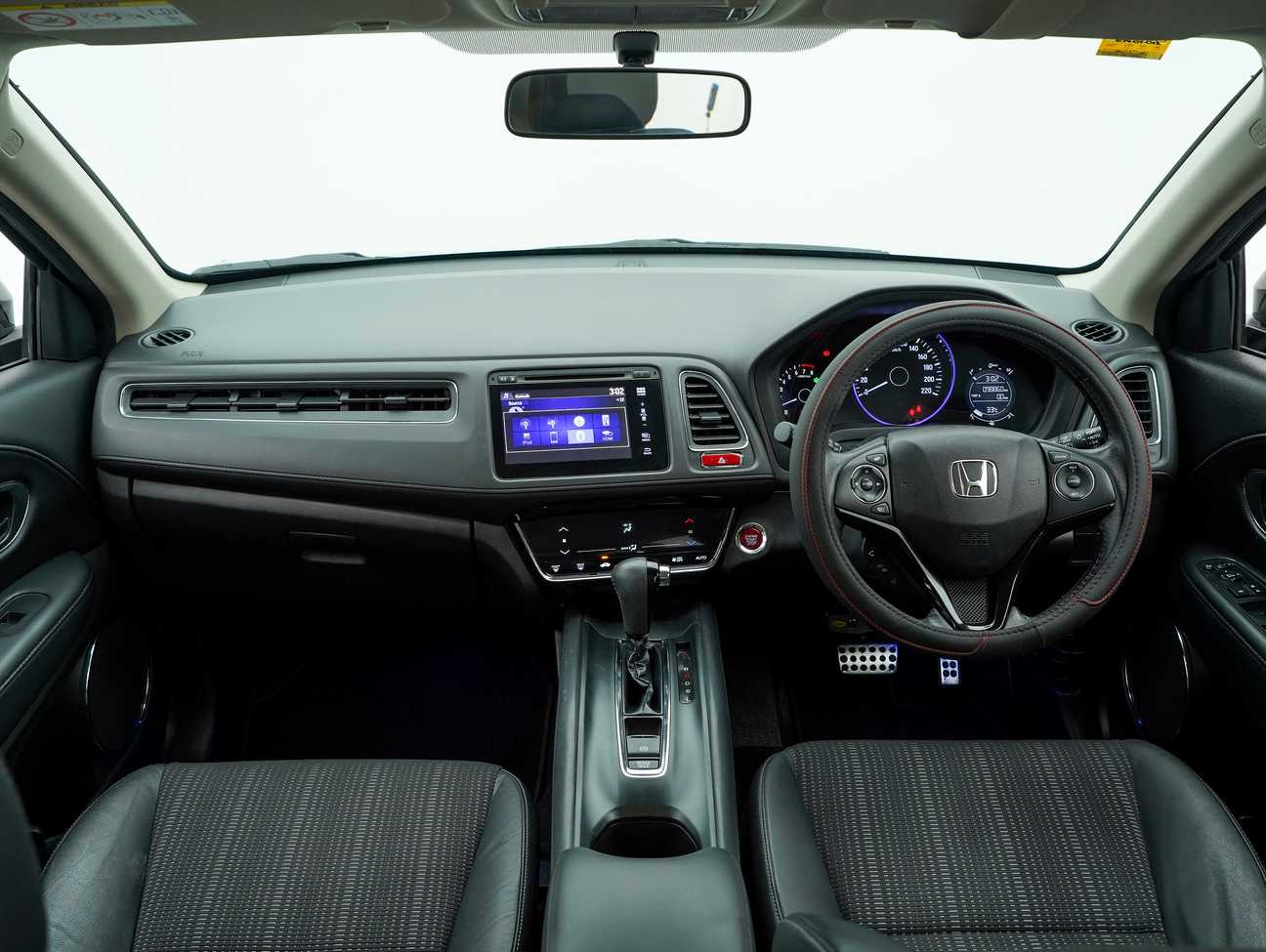 used 2015 Honda HR-V V 1.8