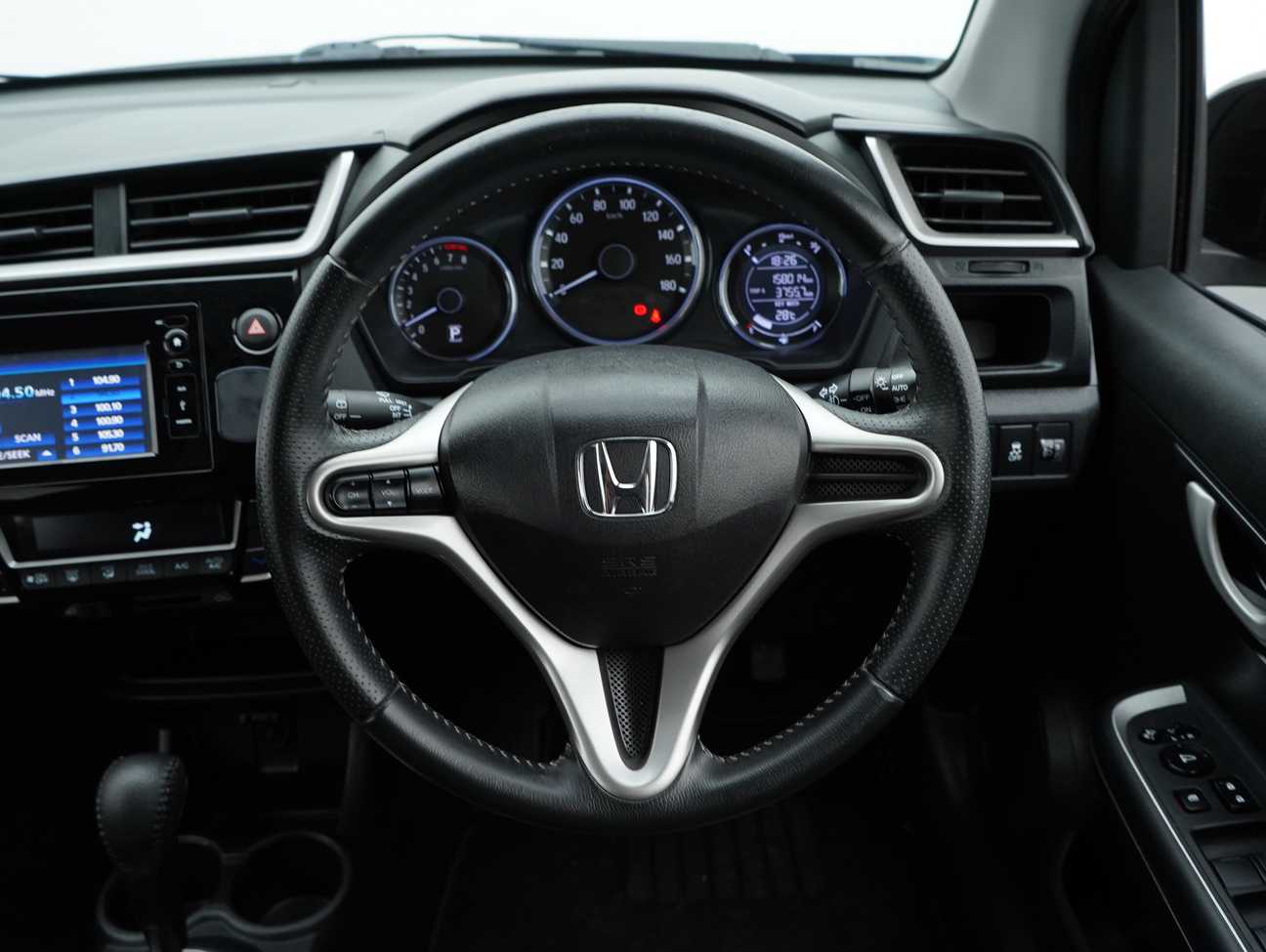 used 2018 Honda BR-V V 1.5