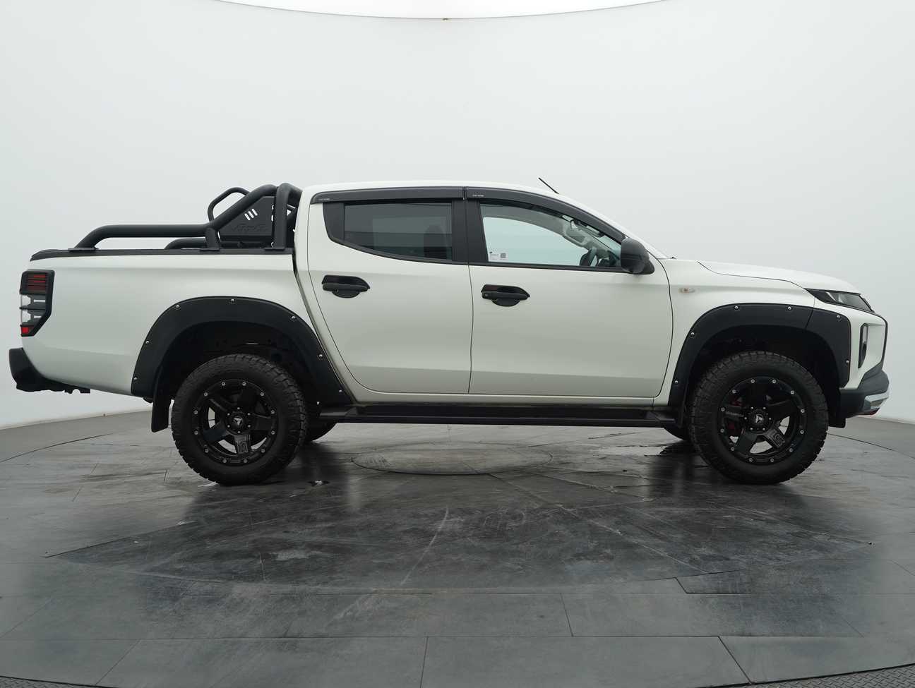used 2022 Mitsubishi Triton VGT Dual Cab 4X4 2.4