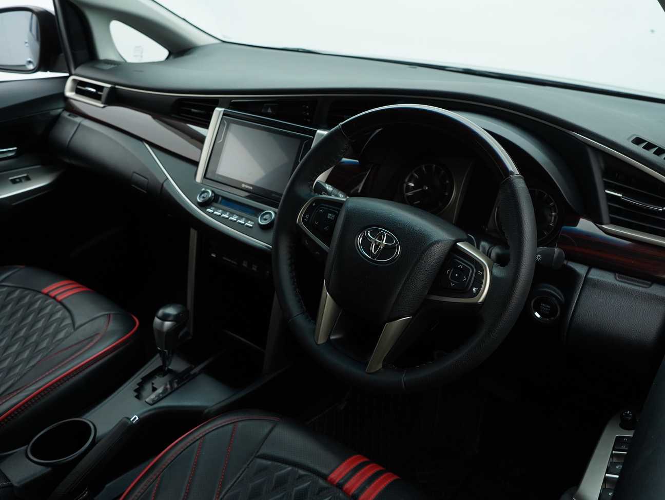 used 2017 Toyota Innova G 2.0