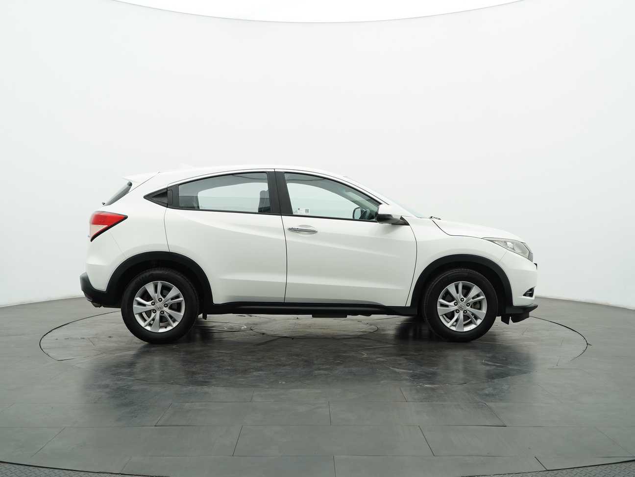 used 2015 Honda HR-V V 1.8